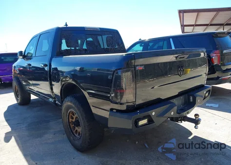 2016 Ram 1500 Lone Star z USA, uszkodzony, nr VIN 1C6RR7LT8GS222318